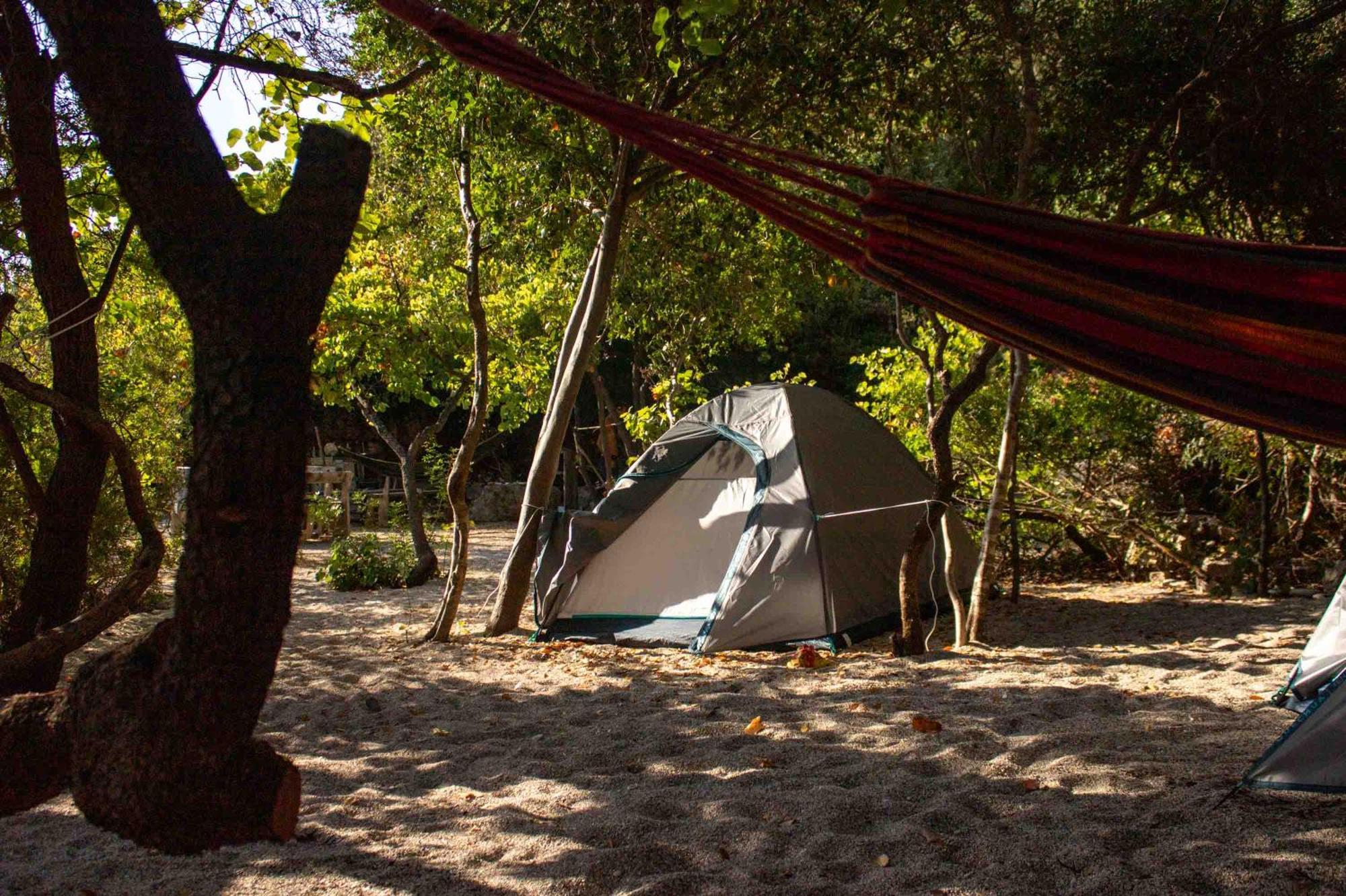 Lost Paradise Eco Camping Himarë Exterior foto